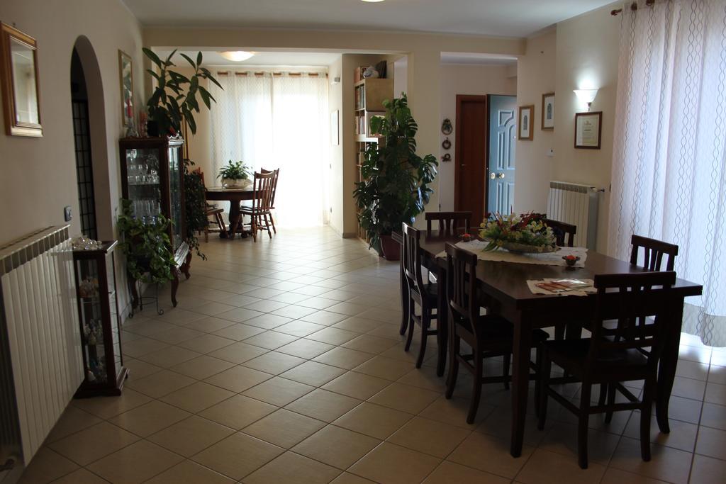 Bed and Breakfast Il Pioppo Veroli Екстер'єр фото