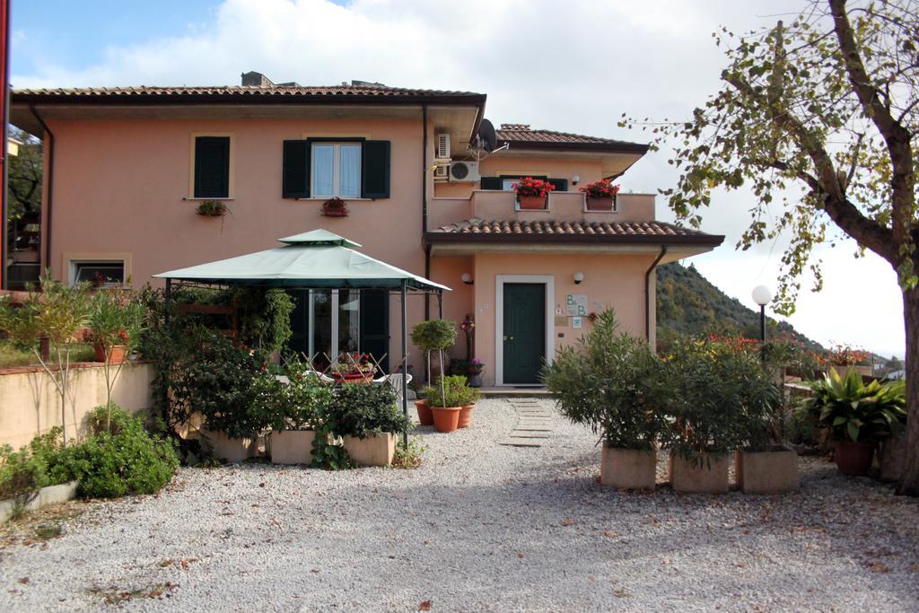 Bed and Breakfast Il Pioppo Veroli Екстер'єр фото